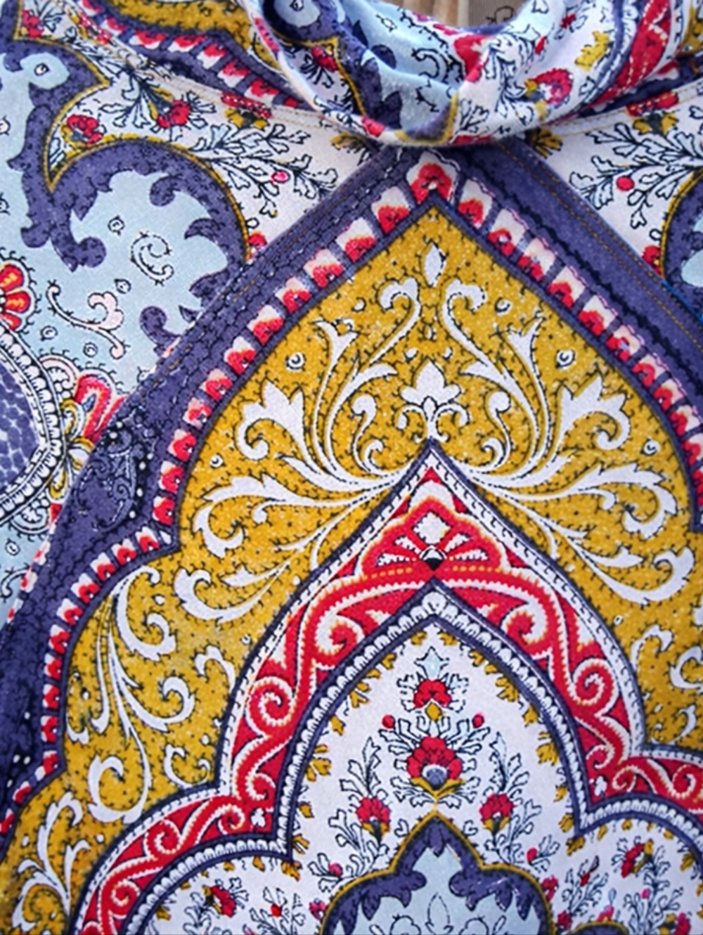 Free People Chase Me Top Wisteria Combo XS Boho Paisley Mock Neck Fitted Layer - Picture 5 of 14